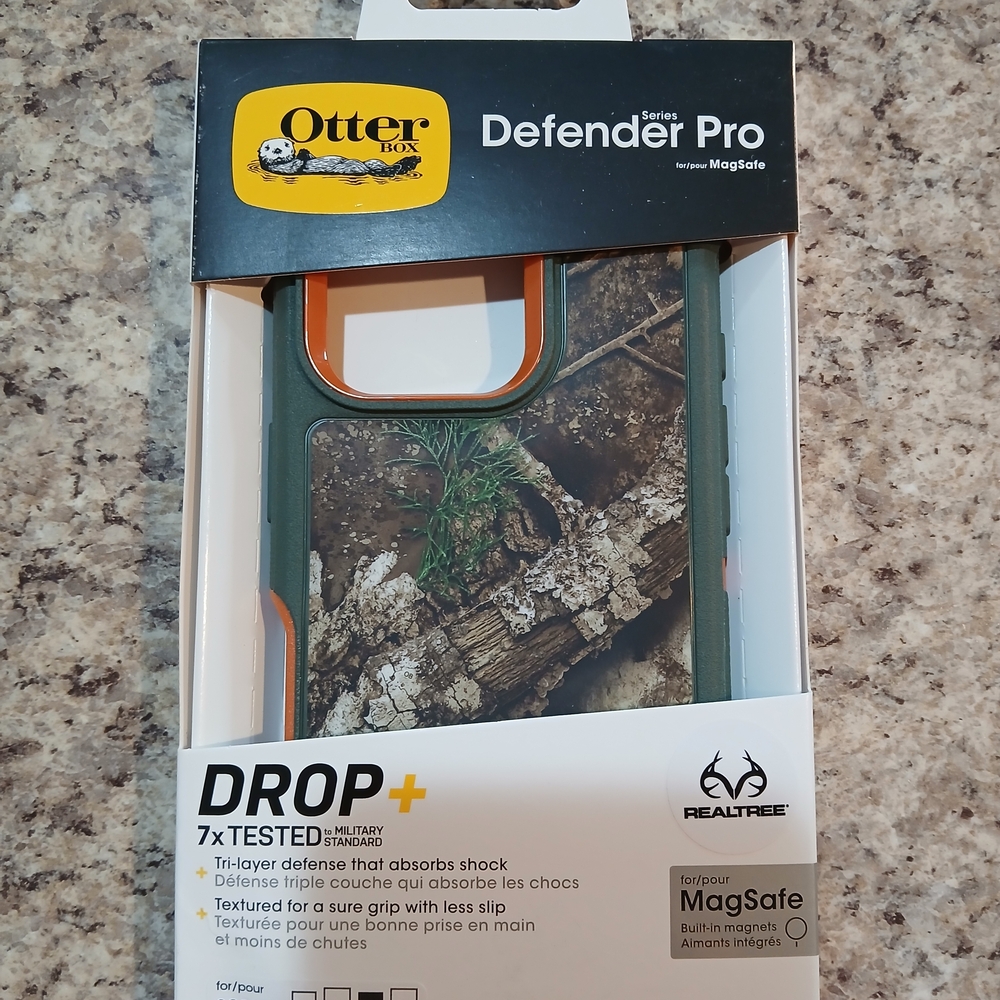 OtterBox Defender Pro Realtree Camo iPhone Case